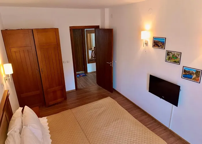 Apartment Pirin View *